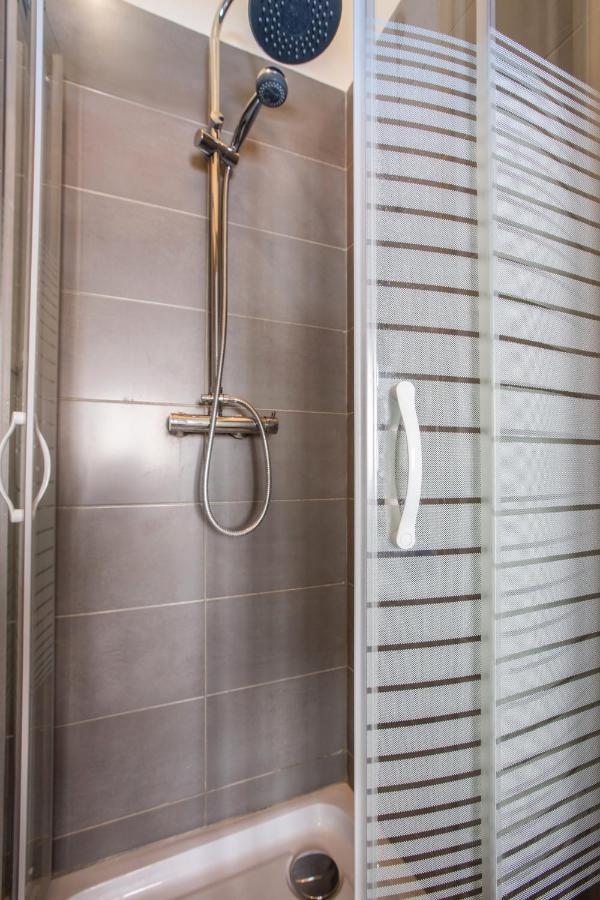 3 Chambres Au Coeur Du Vieux Lilla Esterno foto
