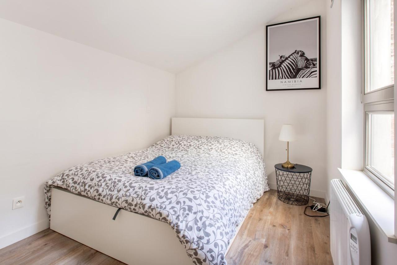 3 Chambres Au Coeur Du Vieux Lilla Esterno foto